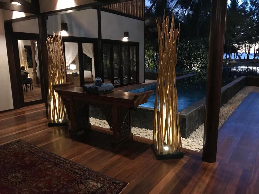 Kudat Riviera Exclusive Beach Villas Exterior foto